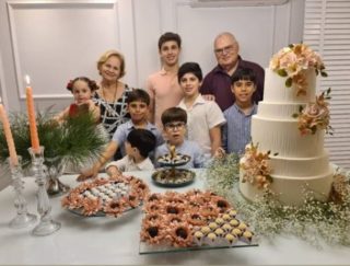 Emmir Nogueira e o esposo celebram Bodas de Ouro