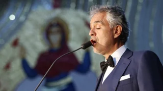 Andrea Bocelli faz concerto gratuito no Santuário de Lourdes